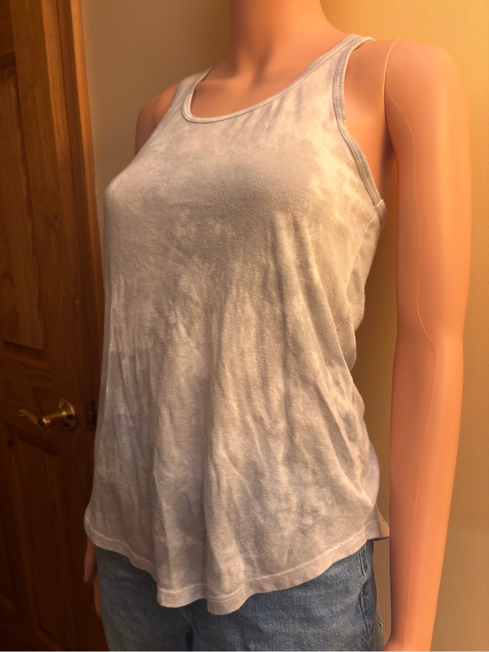 SO White Scoop Neck Tank Top - Picture 4 of 5